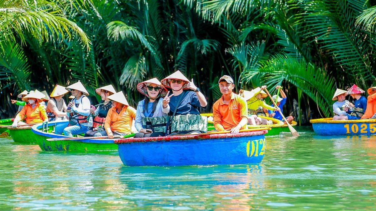 Rừng Dừa Bảy Mẫu Hội An với trải nghiệm thuyền thúng giữa rừng dừa nước